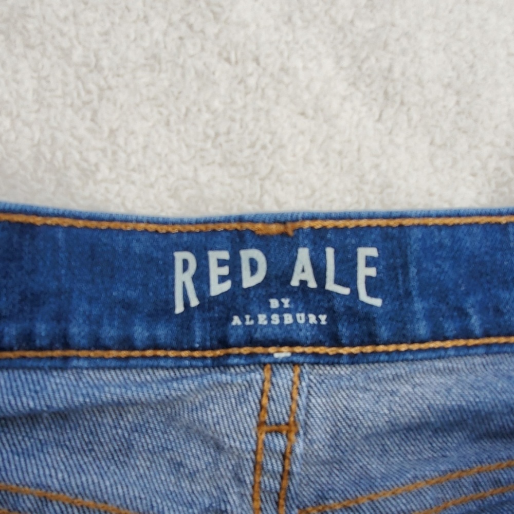 Jeans - Picture 2 of 2